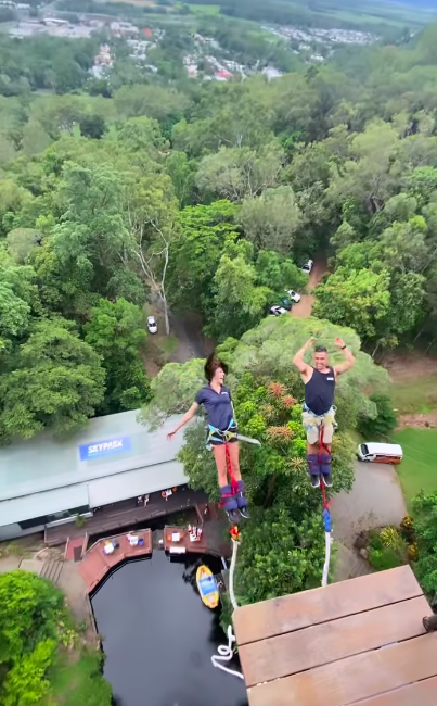 two jumped at the same time.Photo credit @skyparkcairns on Instagram