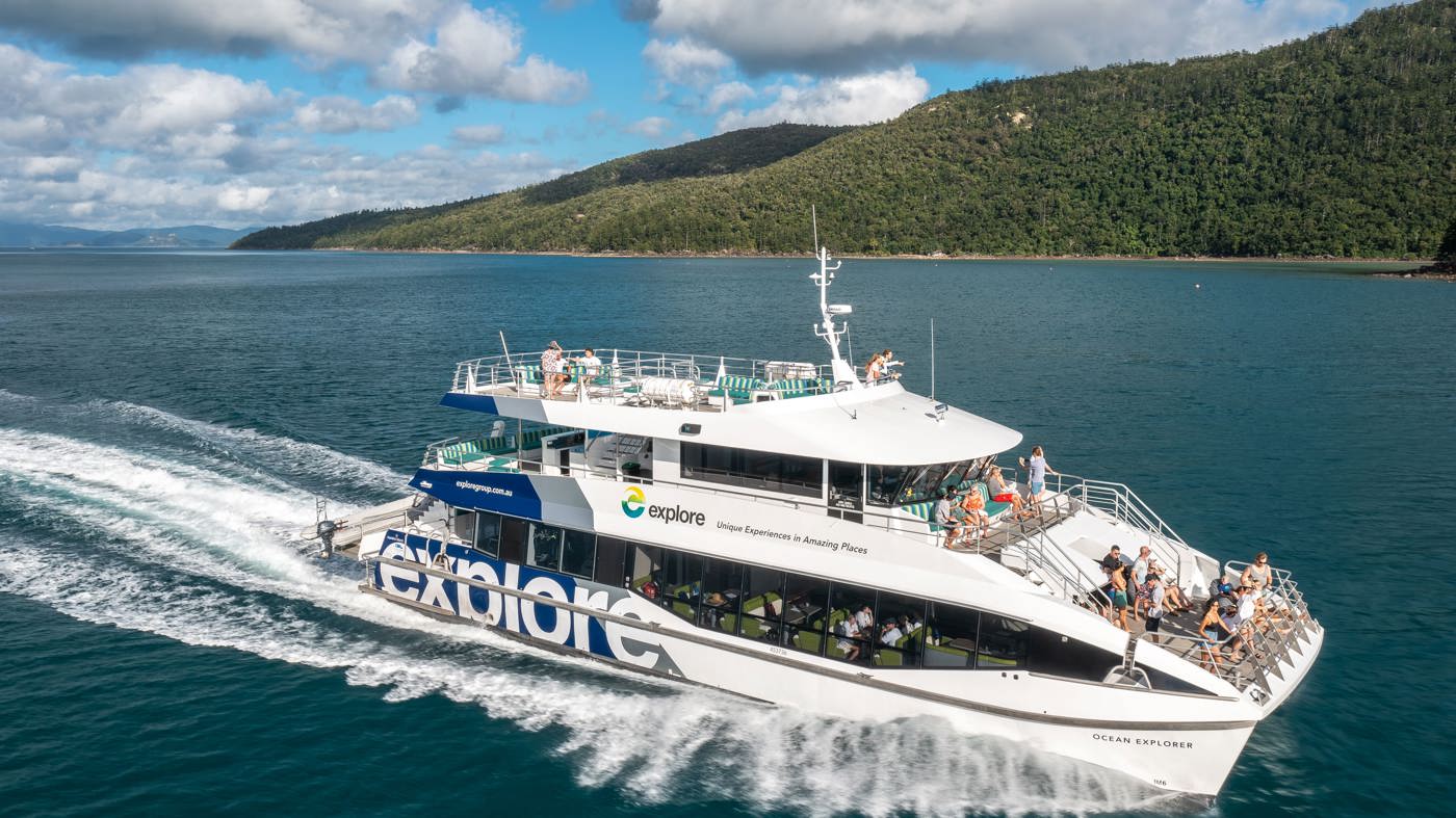 Explore Group Hamilton_boat in Whitsundays